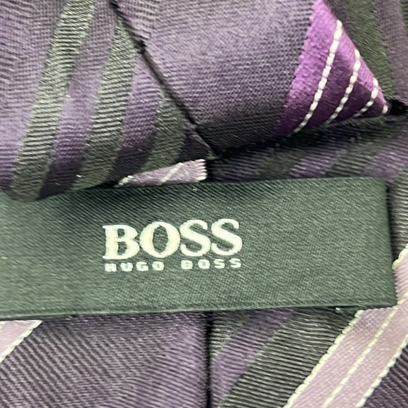 Hugo Boss Navy tie with Purple Stripe Men's Cravate Neck Tie - Picture 4 of 6